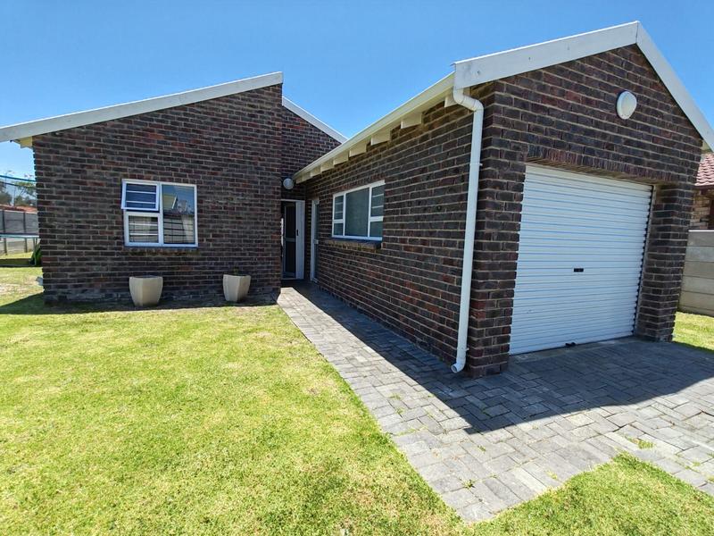 3 Bedroom Property for Sale in Fairview Eastern Cape